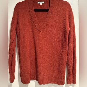 Madewell Bartlett V-Neck Pullover Sweater in Coziest Yarn - Small